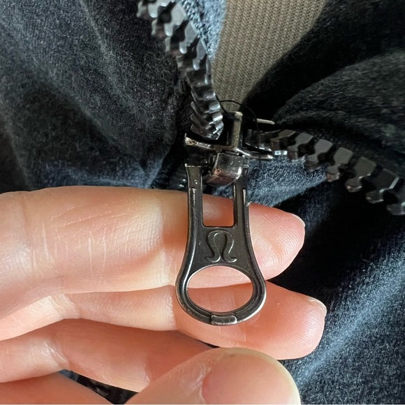 Lululemon Harmony Hoodie Heathered Gray Size 8 - Picture 10 of 11